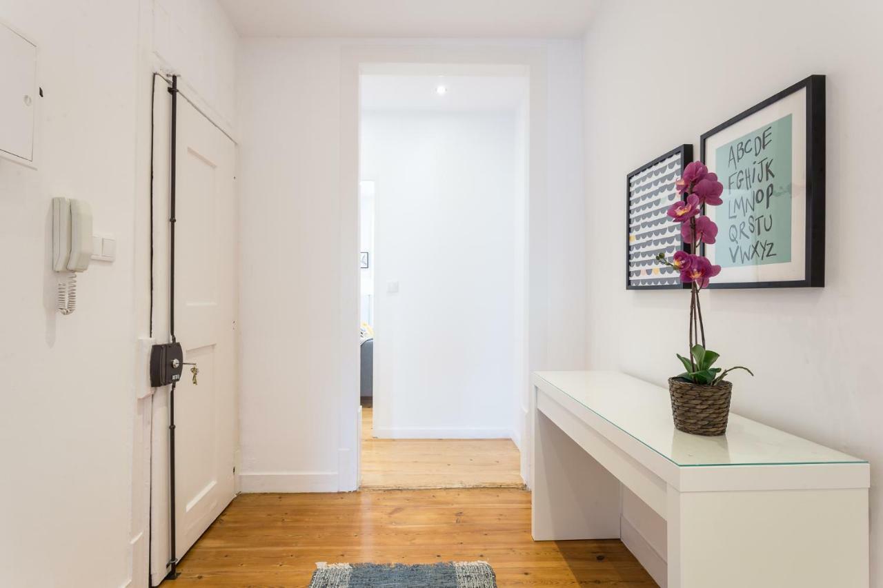 Three Bedroom Apartment In Historical Centre -Bairro Alto Lisboa Ngoại thất bức ảnh