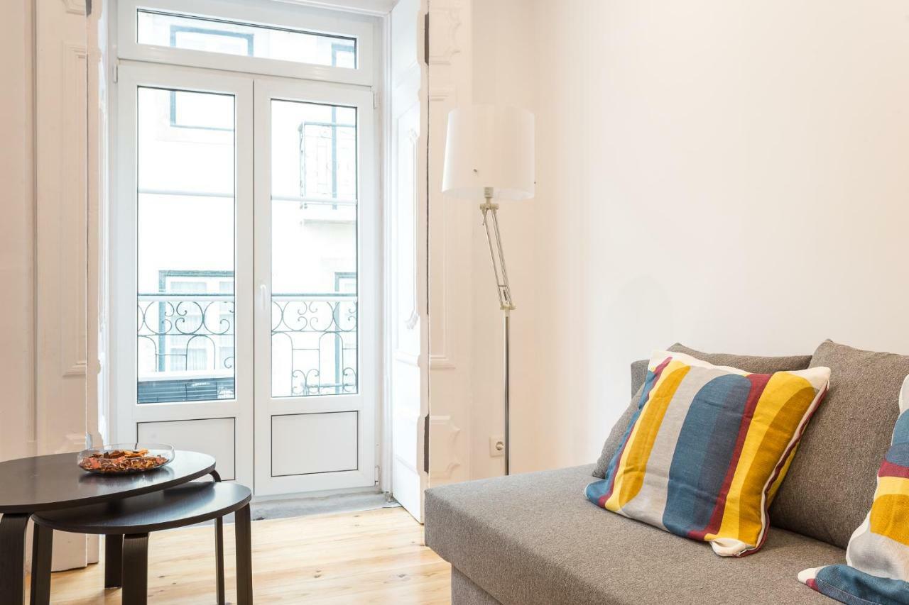 Three Bedroom Apartment In Historical Centre -Bairro Alto Lisboa Ngoại thất bức ảnh