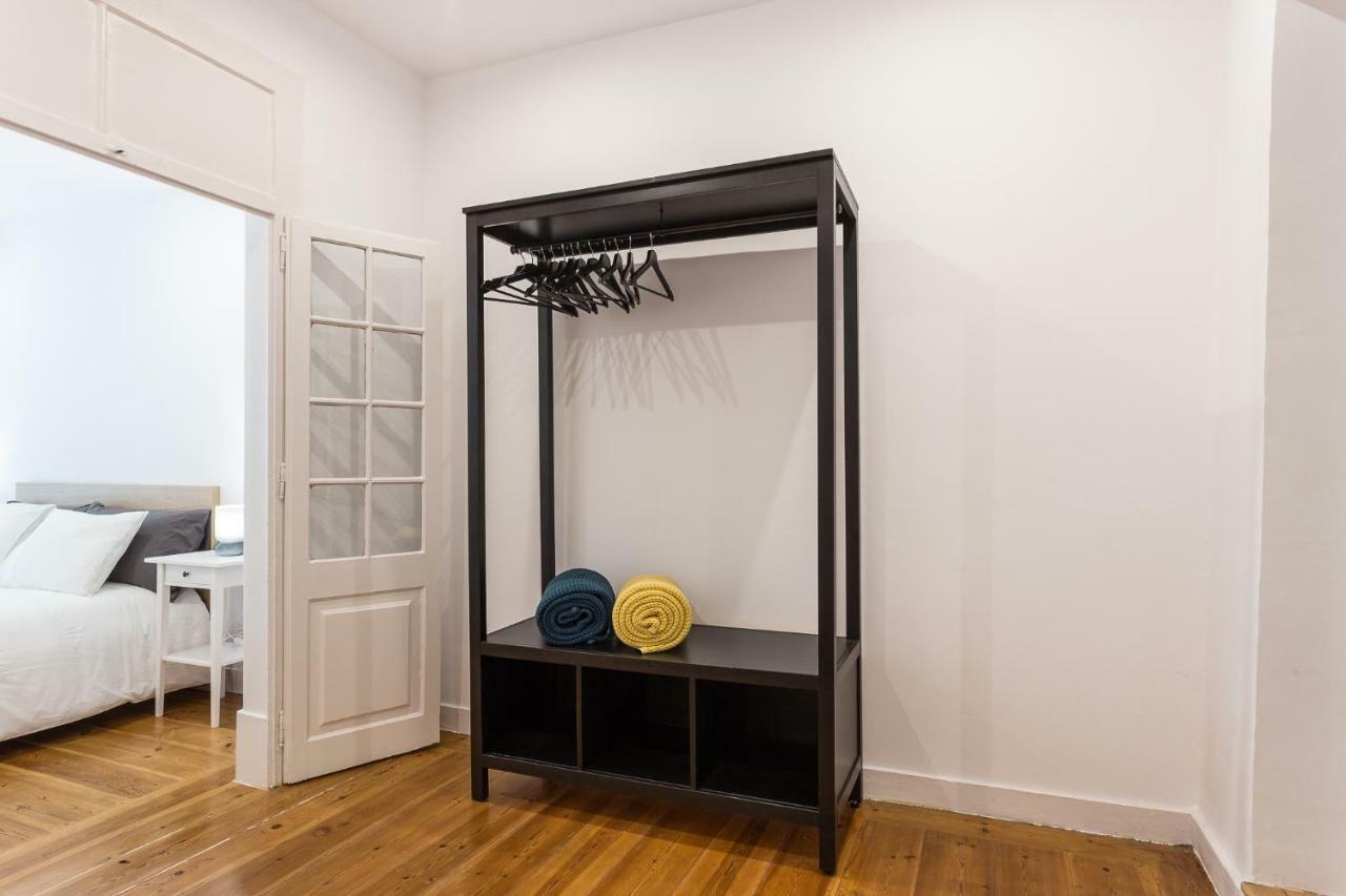 Three Bedroom Apartment In Historical Centre -Bairro Alto Lisboa Ngoại thất bức ảnh